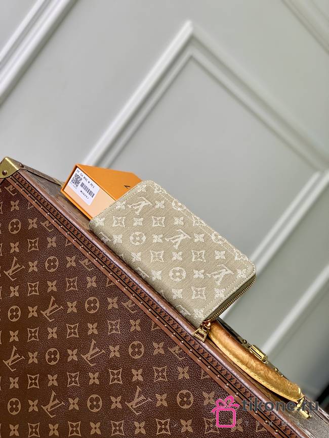 LV Zippy Wallet Monogram Denim Khaki M28297 - 19.5x10.5x2.5cm - 1