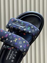 LVxTM Pool Pillow Comfort Mule Multicolored/Black 1AJLGU - 5