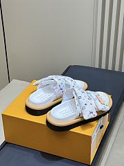 LVxTM Pool Pillow Comfort Mule Multicolored/White 1AJNEW - 6