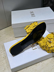 Dior Bloom Slide Dior Buttercup Embroidered Lambskin - 4