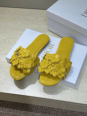 Dior Bloom Slide Dior Buttercup Embroidered Lambskin - 2