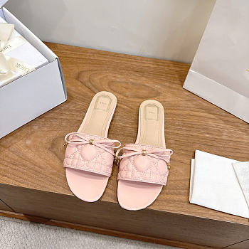 Dior Cannage Slide Soupir Pink Quilted Cannage Lambskin 