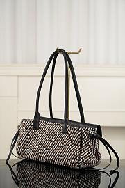 Chanel Small Tote Grained Calfskin Tweed & Gold-Tone Metal Black Multicolor - 30.5x15x11.5cm - 4