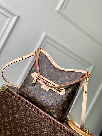 LV Lineup BB Monogram Canvas M28423 - 25.5x22x10cm