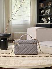 Chanel Vanity with Chain Grained Caviar & Gold-Tone Metal Gray - 19.5x17x5cm - 2