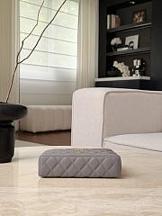 Chanel Vanity with Chain Grained Caviar & Gold-Tone Metal Gray - 19.5x17x5cm - 3