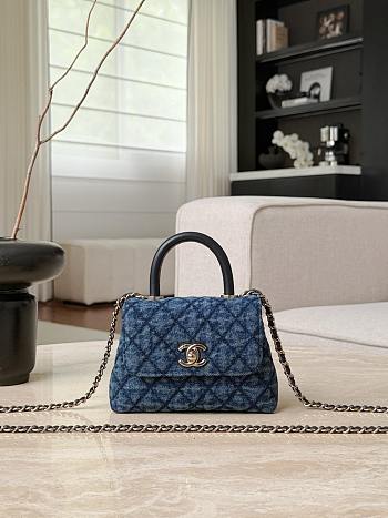 Chanel Clutch With Chain Washed Denim Calfskin & Gold-Tone Metal Blue - 14.5x11.5x5.5cm