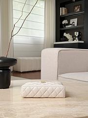 Chanel Vanity with Chain Grained Caviar & Gold-Tone Metal White 26117 - 19.5x17x5cm - 5