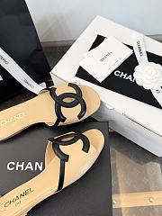 Chanel Mules Lambskin Beige & Black - 4