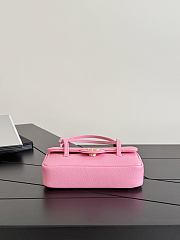 Chanel Clutch with Leather Strap Grained Shiny Calfskin & Gold-Tone Metal Pink - 17x11.5x5cm - 5
