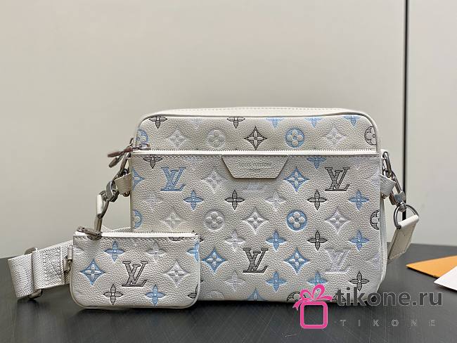LV Trio Messenger Monogram Shadow White M28854 - 25x18.5x7cm - 1
