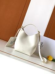 Celine Small Hobo In Supple Smooth Calfskin Rice - 31x18x6cm - 1