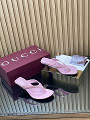 Gucci Vittoria Thong In Light Pink Leather 55mm - 1