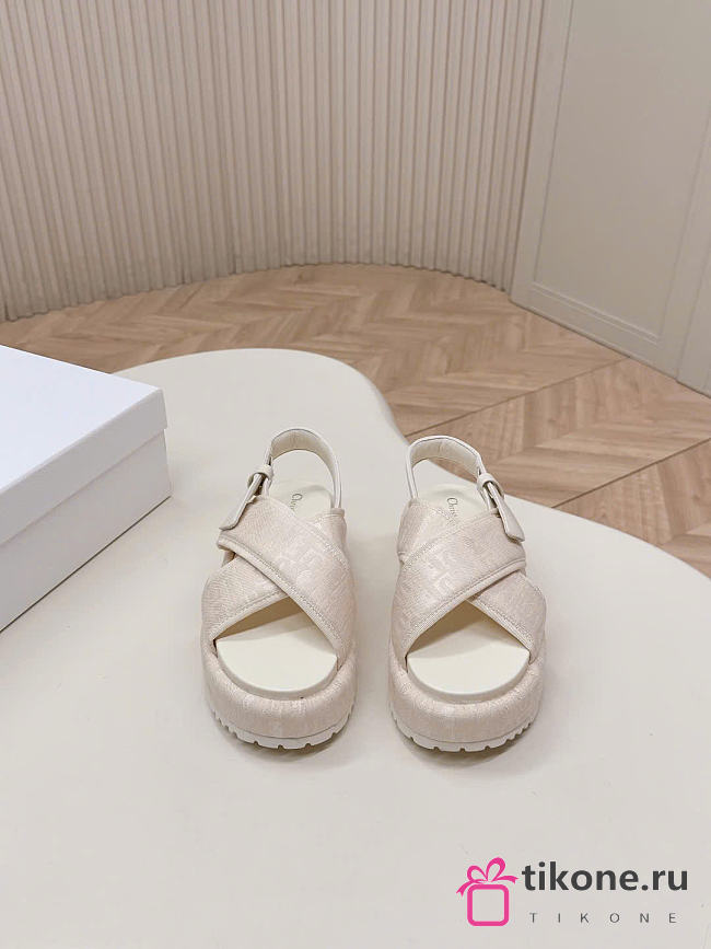 Dior D-Lane Platform Sandal White Padded Lambskin 4cm - 1