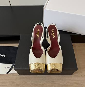 Chanel Slingbacks Lambskin & Crackled Laminated Calfskin Ivory & Gold 90mm