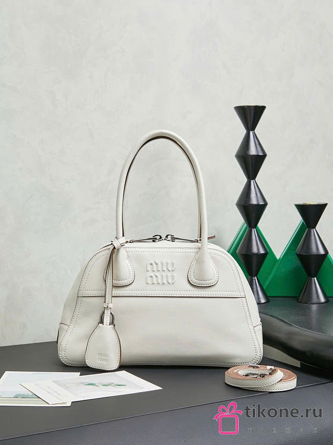 Miumiu Small Vivant Nappa Leather Bag White 5BB200 - 28x17x9.5cm - 1