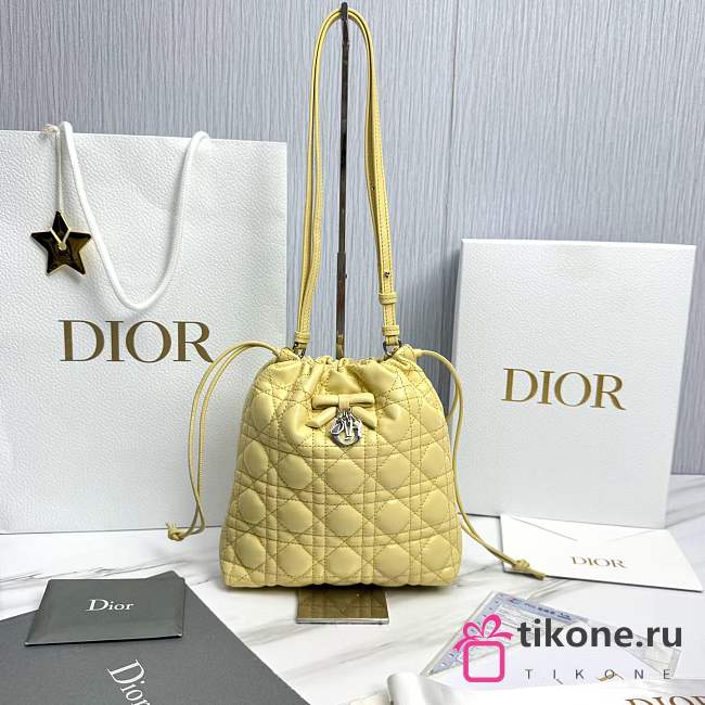 Adiorable Mini Bucket Bag Yellow Cannage Lambskin - 22x20x5.5cm - 1