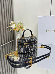 30 Montaigne Mini Vanity Case Blue Dior Oblique Jacquard - 16.5x10x8.5cm - 4