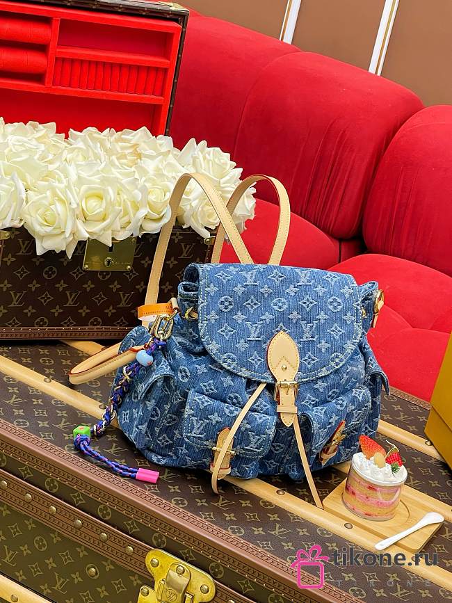 LV Montsouris Cargo Backpack Monogram Denim Blue M27330 - 32x30.5x16cm - 1
