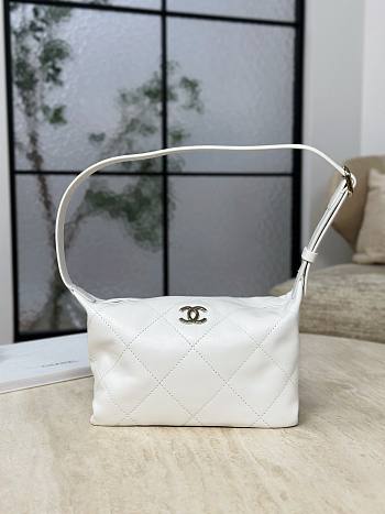 Chanel Hobo Handbag Shiny Lambskin & Gold-Tone Metal White - 23x13x8cm