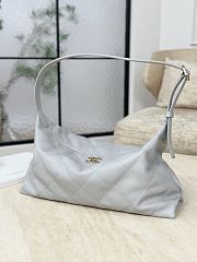 Chanel Maxi Hobo Bag Shiny Lambskin & Gold-Tone Metal Gray - 36.5x21x9.5cm - 3