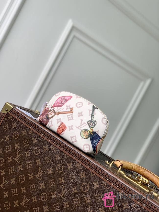 LV Pochette Cosmetique PM Monogram Dune M28956 - 19x12×6cm - 1