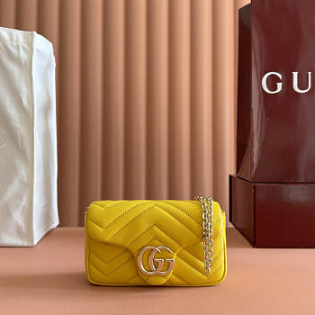 Gucci GG Marmont Mini Shoulder Bag In Yellow Leather ‎841290 - 16.5x9.5x4.5cm