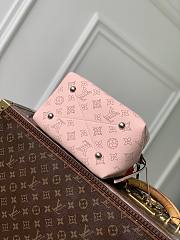 LV Bella Mahina Leather Dream Pink Jasmin M23195 - 19x22x14cm - 4