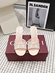 Gucci Women's Slide Sandal With Horsebit Light Pink Beige GG Crystal Mesh 8.5cm - 2