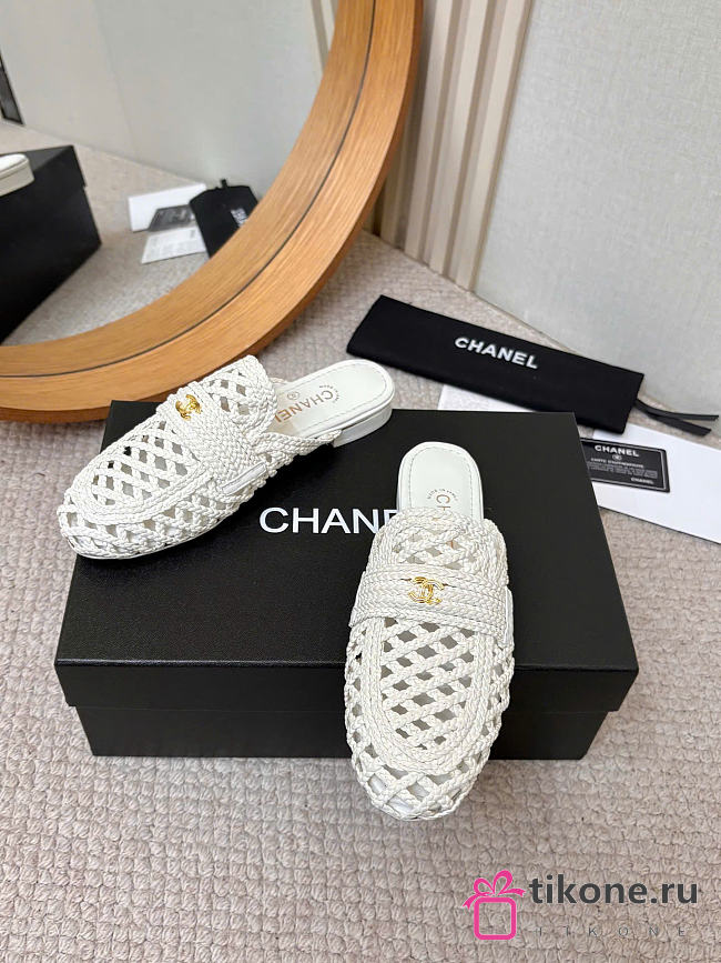 Chanel Mules Lambskin White G47122 - 1