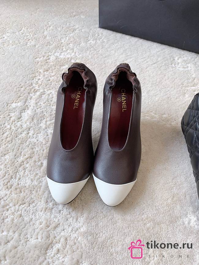 Chanel Pumps Lambskin Dark Brown & White 85mm G47191 - 1