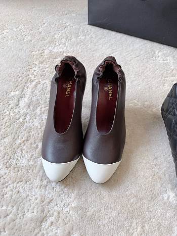 Chanel Pumps Lambskin Dark Brown & White 85mm G47191
