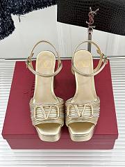 VLTN VLogo Signature Metallic Platform Sandal with Cornely Embroidery Gold 115mm - 5