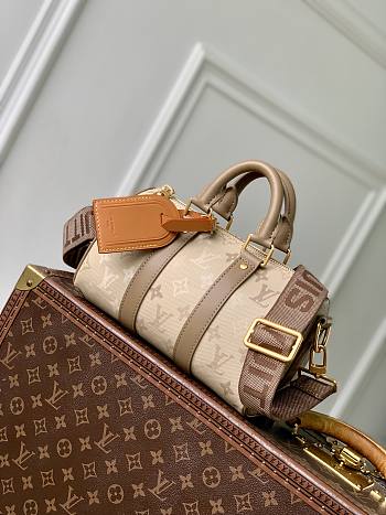 LV Keepall Bandouliere 25 Monogram Surplus Canvas Sand Beige M29272 - 25x15x11cm