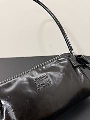 Miumiu Shiny Leather Pouch Black 5NE029 - 21x12.5x9.5cm - 4