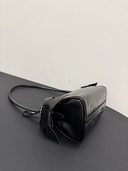Miumiu Shiny Leather Pouch Black 5NE029 - 21x12.5x9.5cm - 2