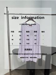 Gucci Fine Silk T-Shirt With GG Crystals In Lilac 852233 - 2