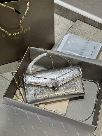 Bvlgari Serpenti Forever Phone Case In Silver Striated Calf Leather - 19x10x3.5cm