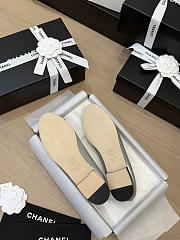 Chanel Ballet Flats Laminated Lambskin & Grosgrain Silver & Black G02819 - 3