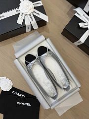 Chanel Ballet Flats Laminated Lambskin & Grosgrain Silver & Black G02819 - 5