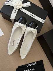 Chanel Ballet Flats Lambskin White & Black G02819 - 6