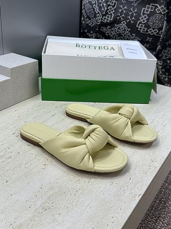 Bottega Veneta Cherry Flat Mule Butter Yellow 
