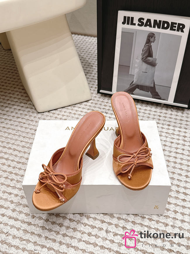 Amina Muaddi Eleonora Slipper 95 Latte Satin - 1