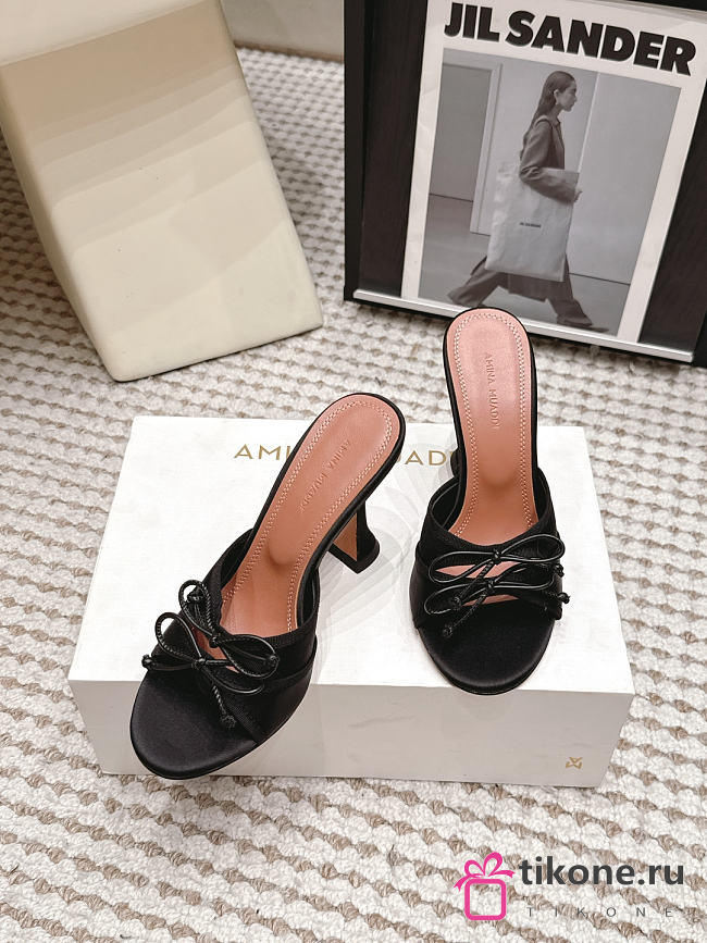 Amina Muaddi Eleonora Slipper 95 Black Satin - 1