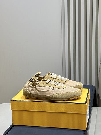 Fendi Fit Trainers Leather Beige