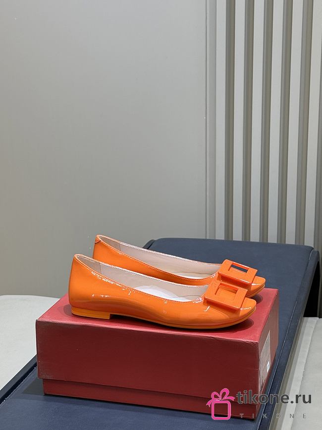 Roger Vivier U Look Ballerinas In Patent Leather Orange - 1