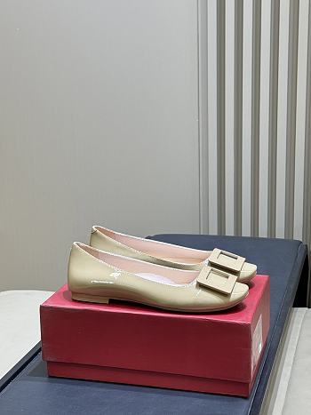Roger Vivier U Look Ballerinas In Patent Leather Gray