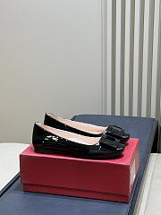 Roger Vivier U Look Ballerinas In Patent Leather Black - 1