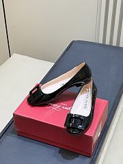 Roger Vivier U Look Ballerinas In Patent Leather Black - 2