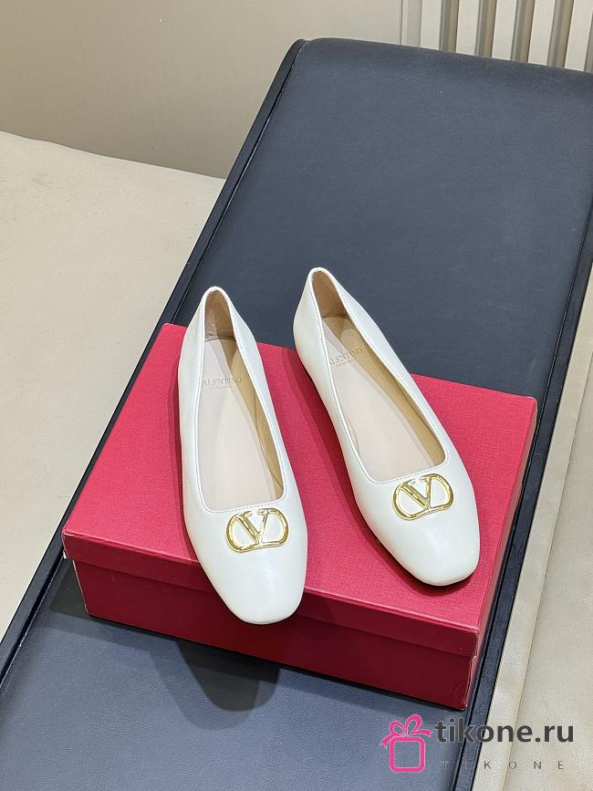 Valentino VLogo Signature Ballerina In Nappa Butter - 1